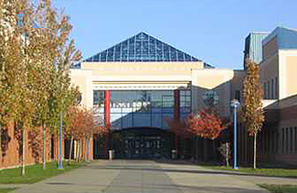 本拿比公立教育局图片